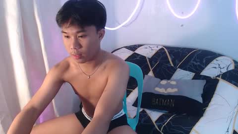 Snapshot of asian_prince_of_cock chatting on September 25, 9:38 am Prince online show from September 25, 9:38 am