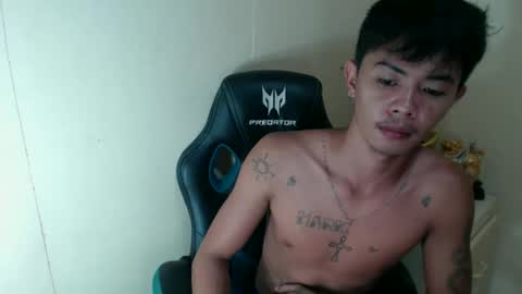 angello abayon online show from December 4, 3:33 pm