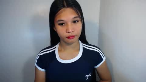 Yan online show from April 22, 9:00 pm