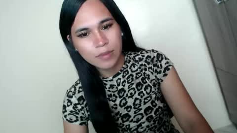 asianblk_barbiedoll online show from April 23, 11:06 pm
