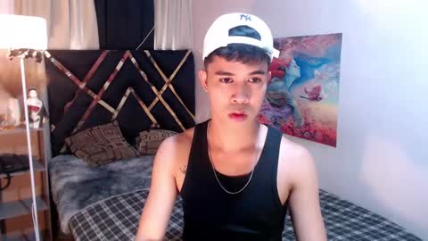asiancum_peter online show from January 11, 11:44 pm