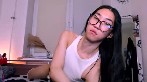 asiancvnt online show from January 14, 2:03 pm