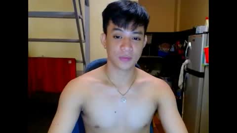 asiandreamboyx online show from March 4, 4:42 am