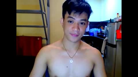 asiandreamboyx online show from June 8, 4:46 am
