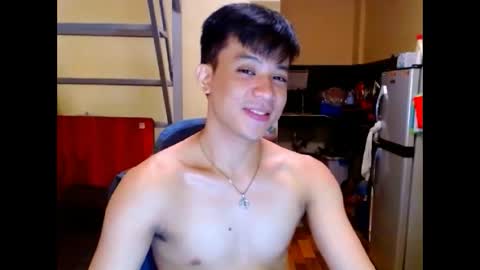 asiandreamboyx online show from April 21, 2:51 am
