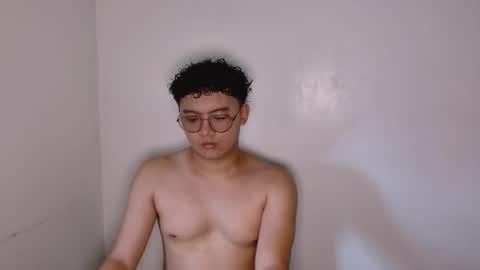 asiangay1209 online show from November 17, 5:32 am