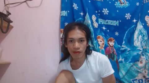 Snapshot of asiangoddezzts chatting on January 14, 9:35 am Miss Audrey L Monel online show from January 14, 9:35 am