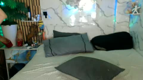 ALEAH online show from June 14, 11:23 am