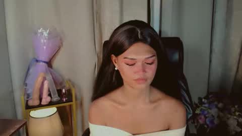 Kianna online show from April 22, 11:50 am