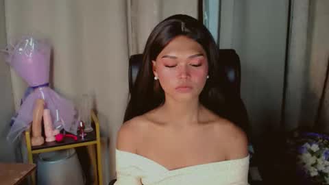 Kianna online show from April 21, 11:39 am