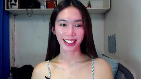 J A D E online show from November 29, 9:17 am