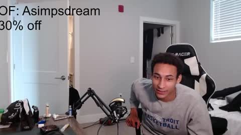 asimpsdream online show from April 29, 8:35 pm