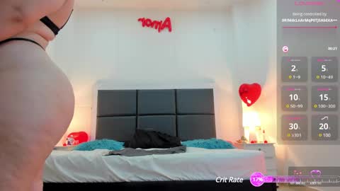  Aslhyn  online show from March 10, 9:18 pm