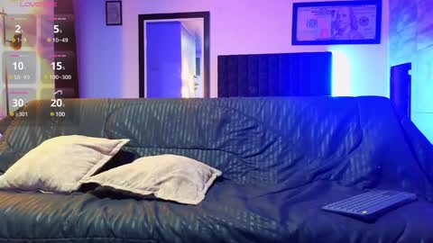 Snapshot of asmodeo_cox chatting on March 11, 5:46 am Asmodeo - online show from March 11, 5:46 am