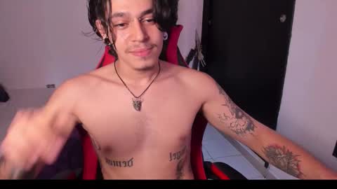 asmodeuszz online show from March 13, 7:39 pm