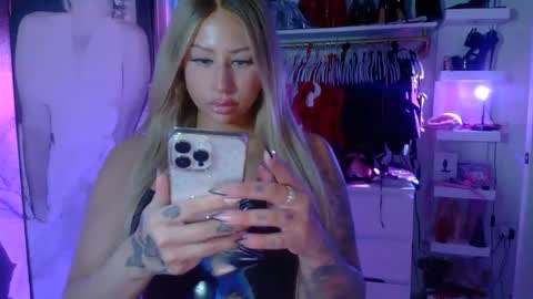 iwantaspen online show from January 13, 11:49 pm