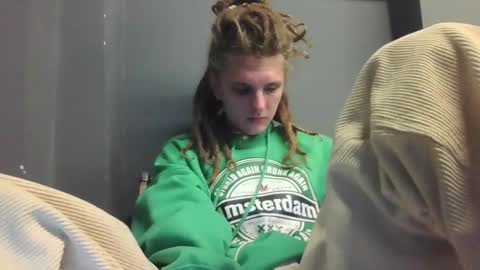 Snapshot of asphalt_surfer chatting on September 24, 3:30 pm asphalt surfer online show from September 24, 3:30 pm