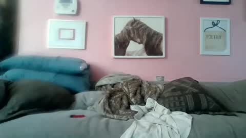 Derrick dayne online show from October 7, 8:16 pm