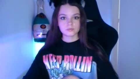 astradream_ online show from September 19, 4:00 pm