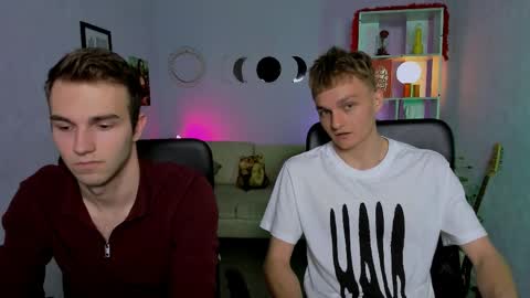 astren online show from April 8, 12:08 pm