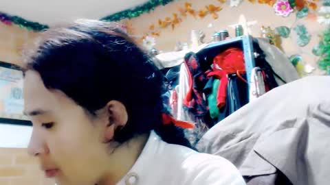 astrid_hauser66 online show from December 17, 4:52 am