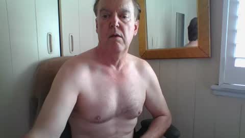 astute008 online show from July 1, 2:42 am