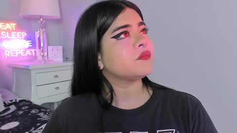 Athena online show from December 1, 7:12 pm