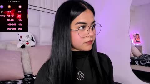 Athena online show from March 6, 8:16 pm