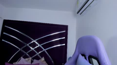 ateneaxht online show from August 2, 9:38 pm