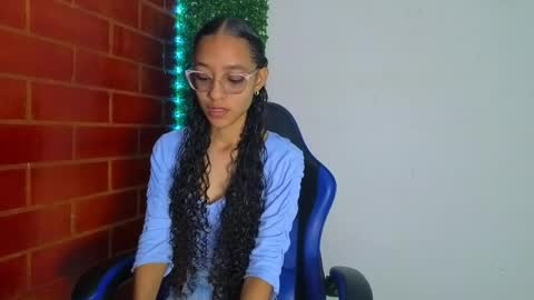 Athenea online show from March 29, 8:05 am