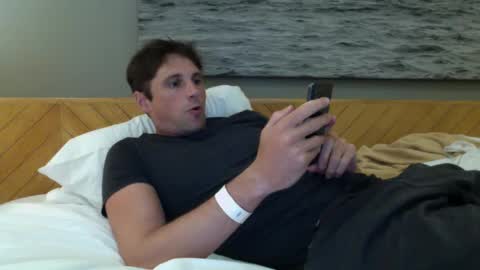 tommycb55555 online show from December 6, 2:29 am