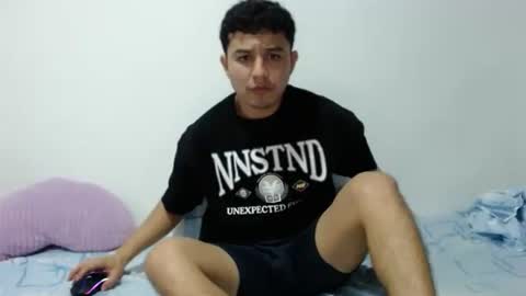 Robin online show from November 13, 2:03 am