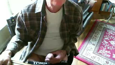 Atlhung9 online show from November 10, 5:27 pm