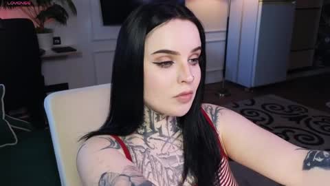 online every day between 10am-23pm online show from April 27, 7:17 am