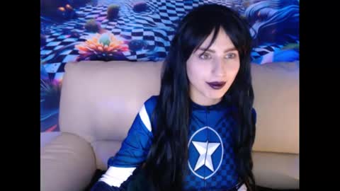 Aubrey online show from December 19, 2:12 am