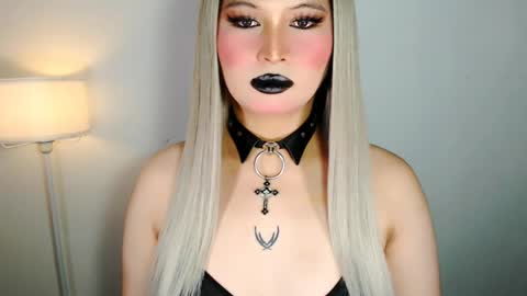 Audrey online show from March 29, 8:38 am