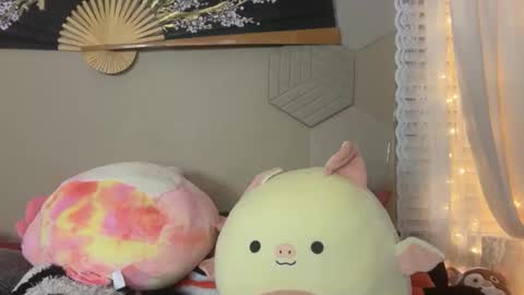 AudreyAlien online show from December 15, 3:57 am