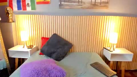 auren_ferrer online show from July 27, 5:54 pm