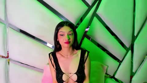 aurora online show from February 4, 2:54 pm