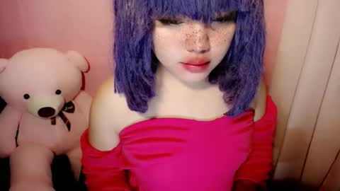 cute online show from January 9, 10:59 pm