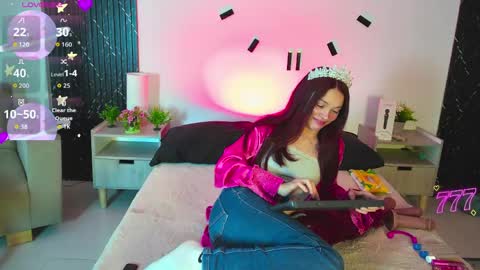 Aurora  online show from April 18, 1:35 pm