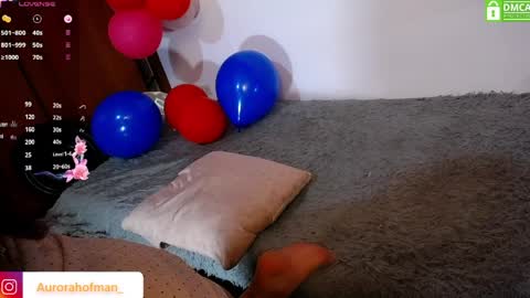 Aurora online show from April 10, 6:30 am