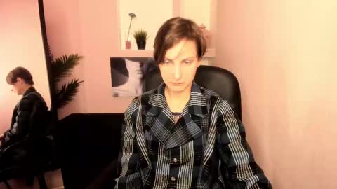 Aurora online show from March 5, 4:57 pm