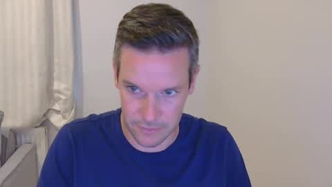 aussiesurfer0000 online show from March 24, 4:29 am