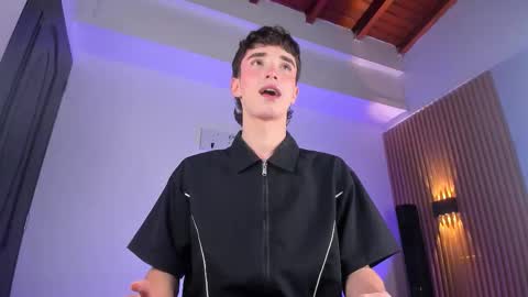 austin_rouse online show from March 6, 9:47 pm