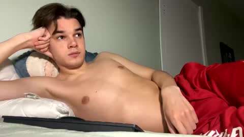 Auston 3 online show from February 19, 7:59 pm