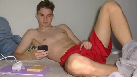 Auston 3 online show from September 26, 9:01 pm