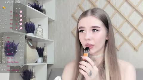 Snapshot of auto_baby chatting on October 28, 12:39 pm Dasha online show from October 28, 12:39 pm