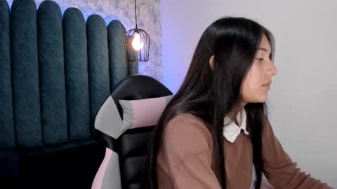              online show from March 6, 9:47 am