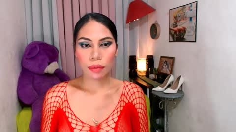 Ava online show from December 12, 9:04 pm